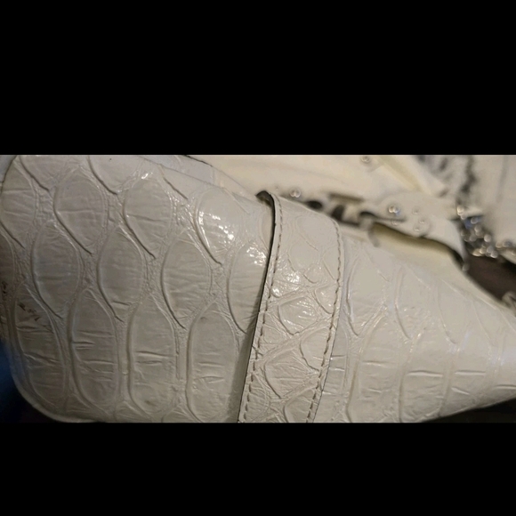 GUESS Y2K Cream Croc Embossed Buckle Satchel Shoulder Bag #9637 Studded Vintage - Picture 4 of 16